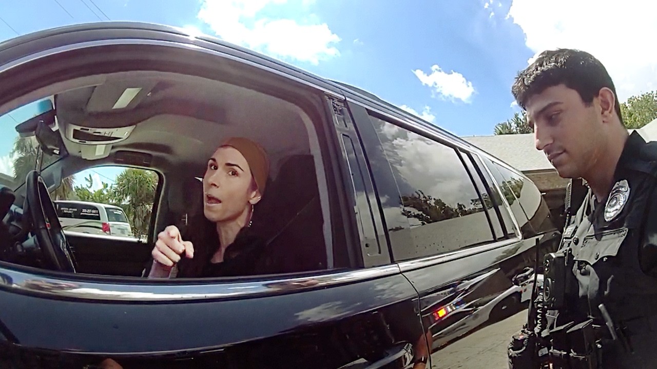 Sovereign Citizen Turns Traffic Ticket Into LEG SHACKLES