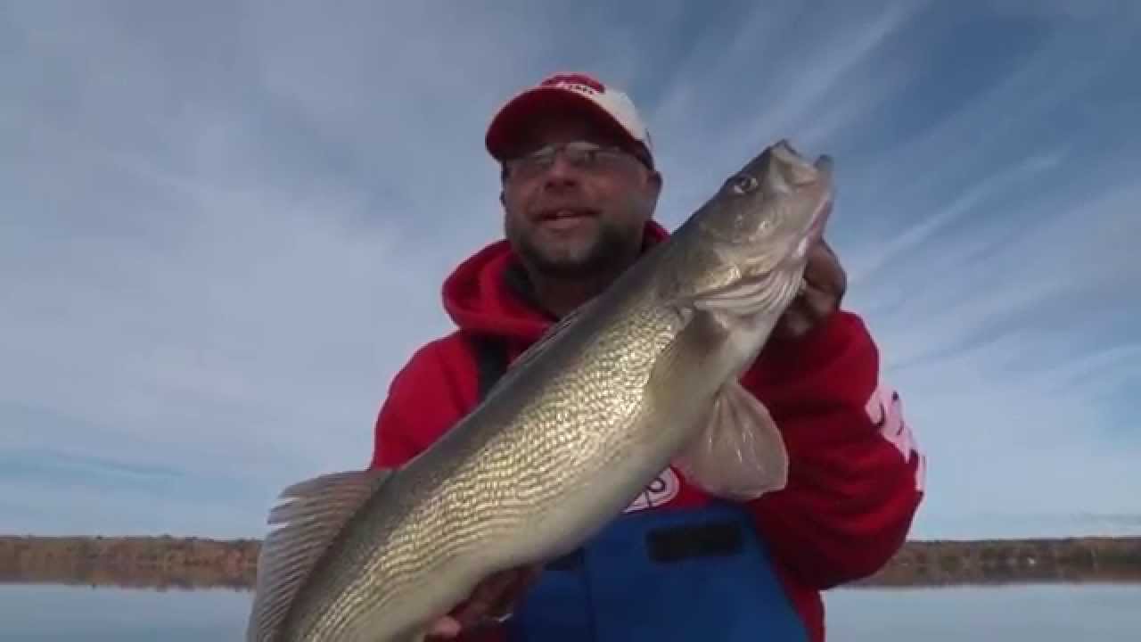 Discovering - Fall Fishing on Portage Lake with Mark Martin & Friends