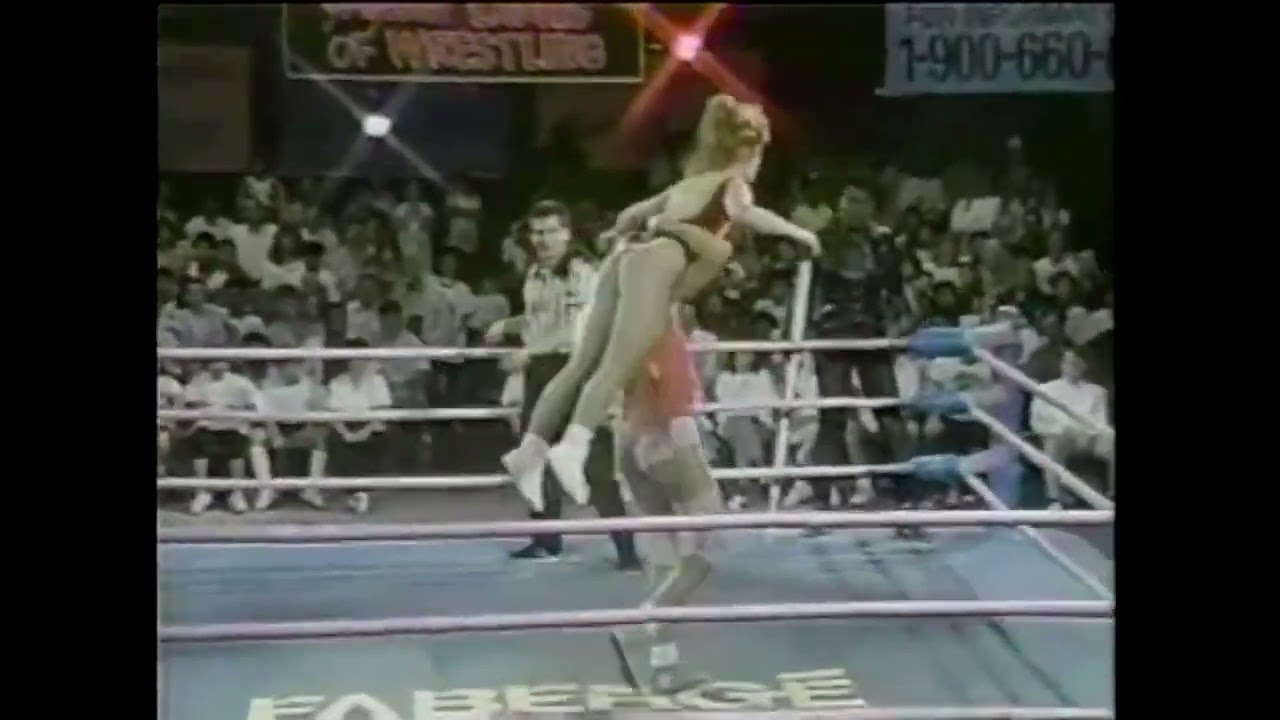 GLOW Wrestling Daisy vs Vicky Victory