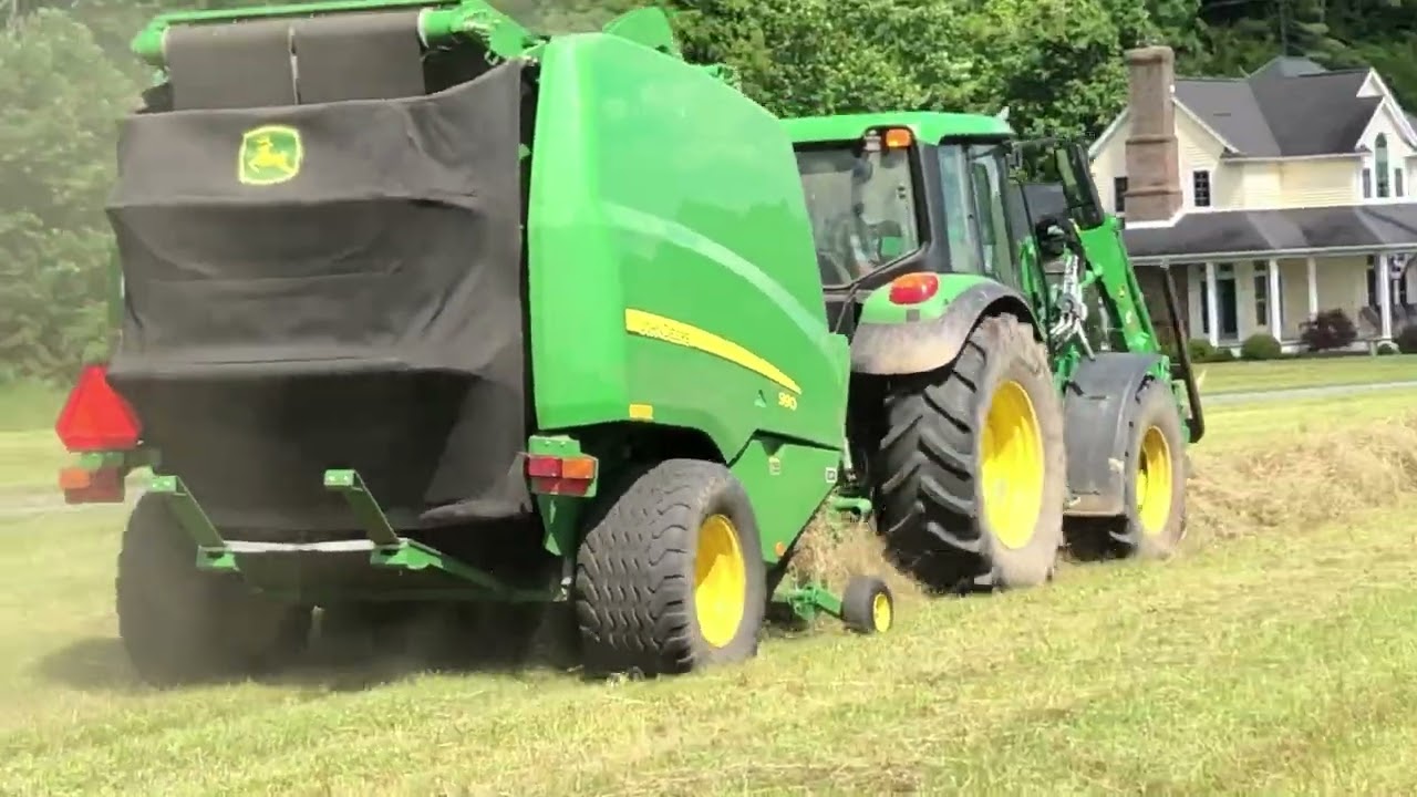 John Deere 990 Rolling