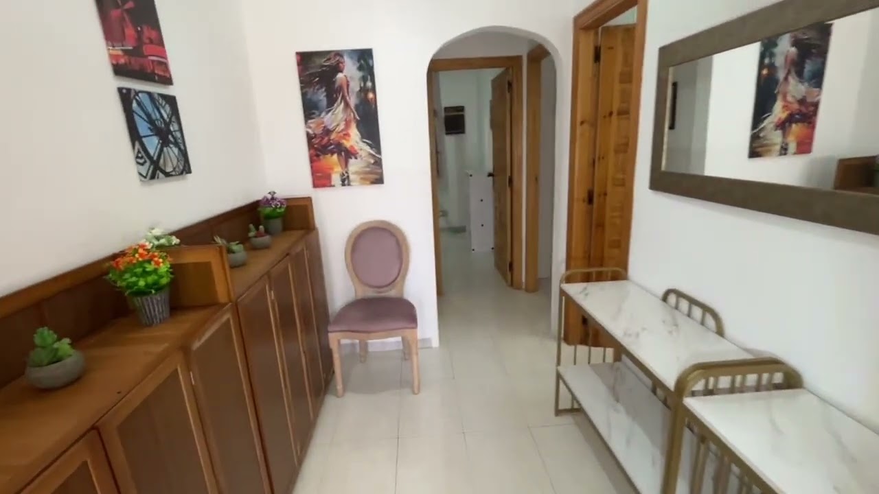 Casa-chalet independiente. Con Jardin y piscina privada. Dos viviendas en una