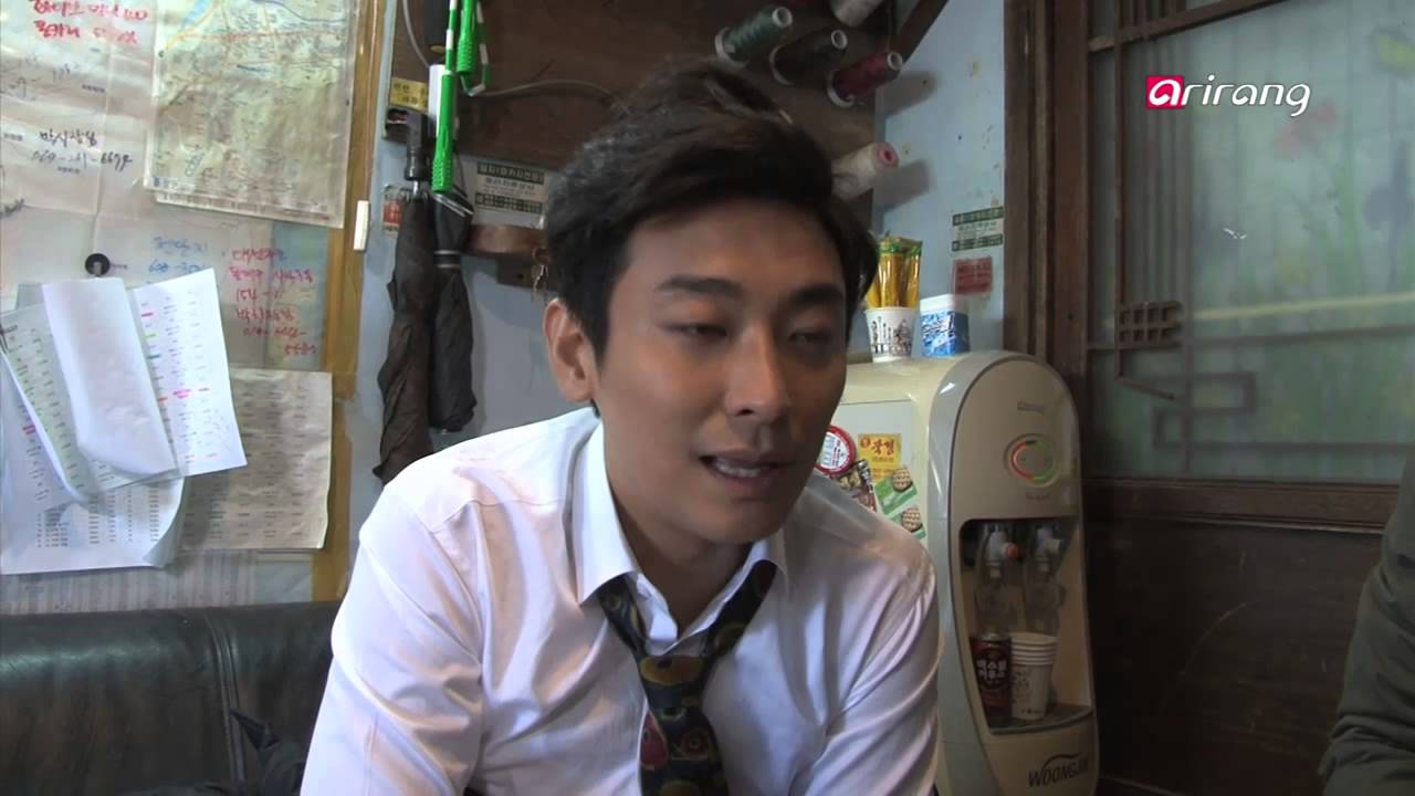 Showbiz Korea - CINE-ZOOM CONFESSION CINE ZOOM 좋은친구들