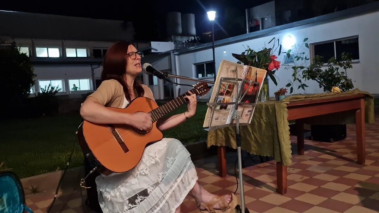 Patricia Bauza: Alfonsina y el mar (Ariel Ramírez)