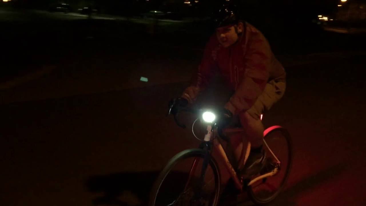 Sample Footage, DJI Osmo Mobile Commuter Light Test