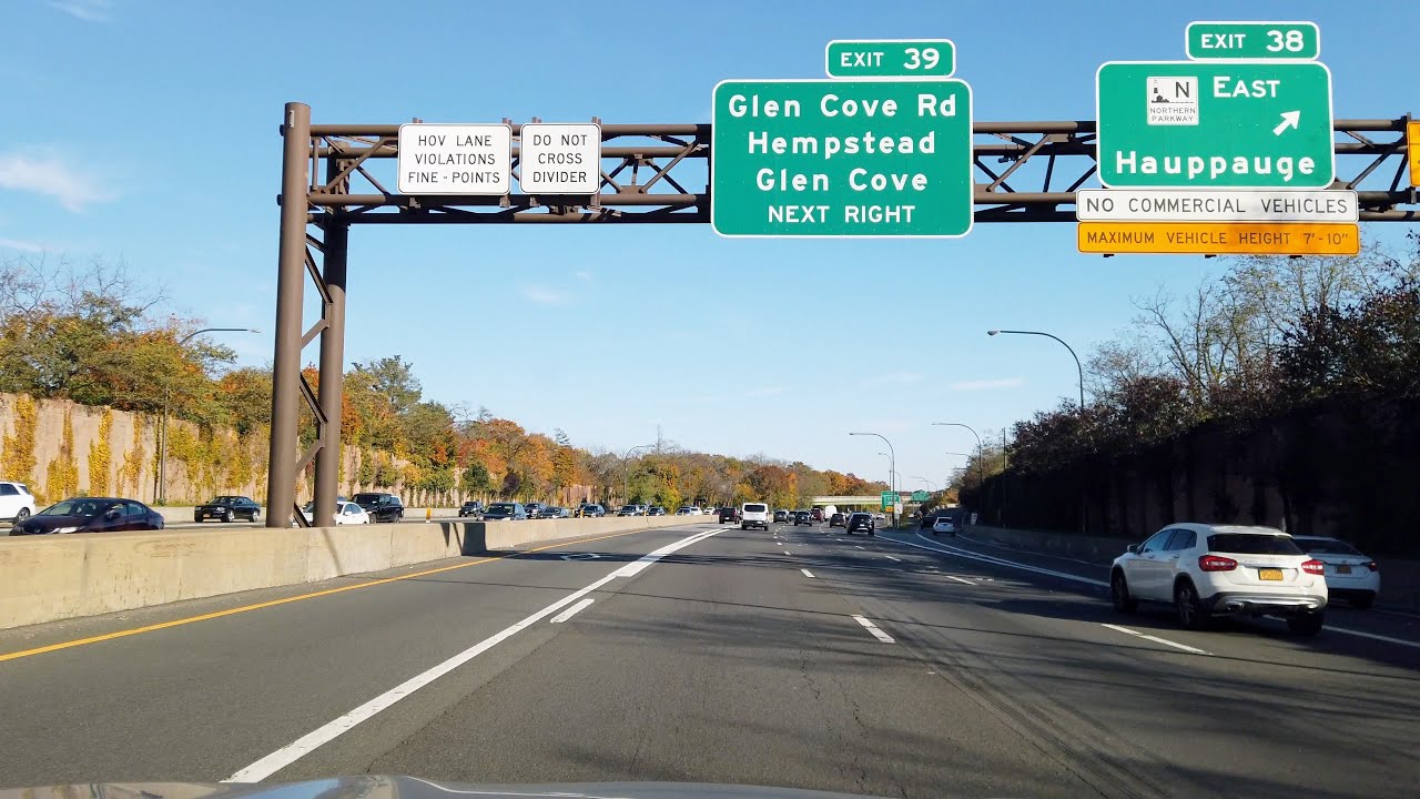 Long Island Expwy (I-495) east Exits 33 - 53 | Fall Foliage 2023