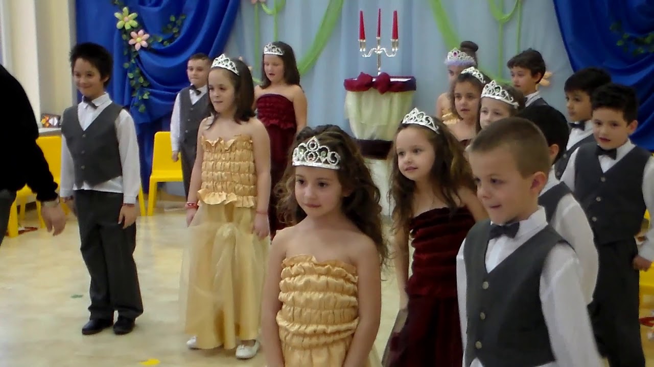 8-ми март 2017 г. на 4 - та група в Държавна детска градина