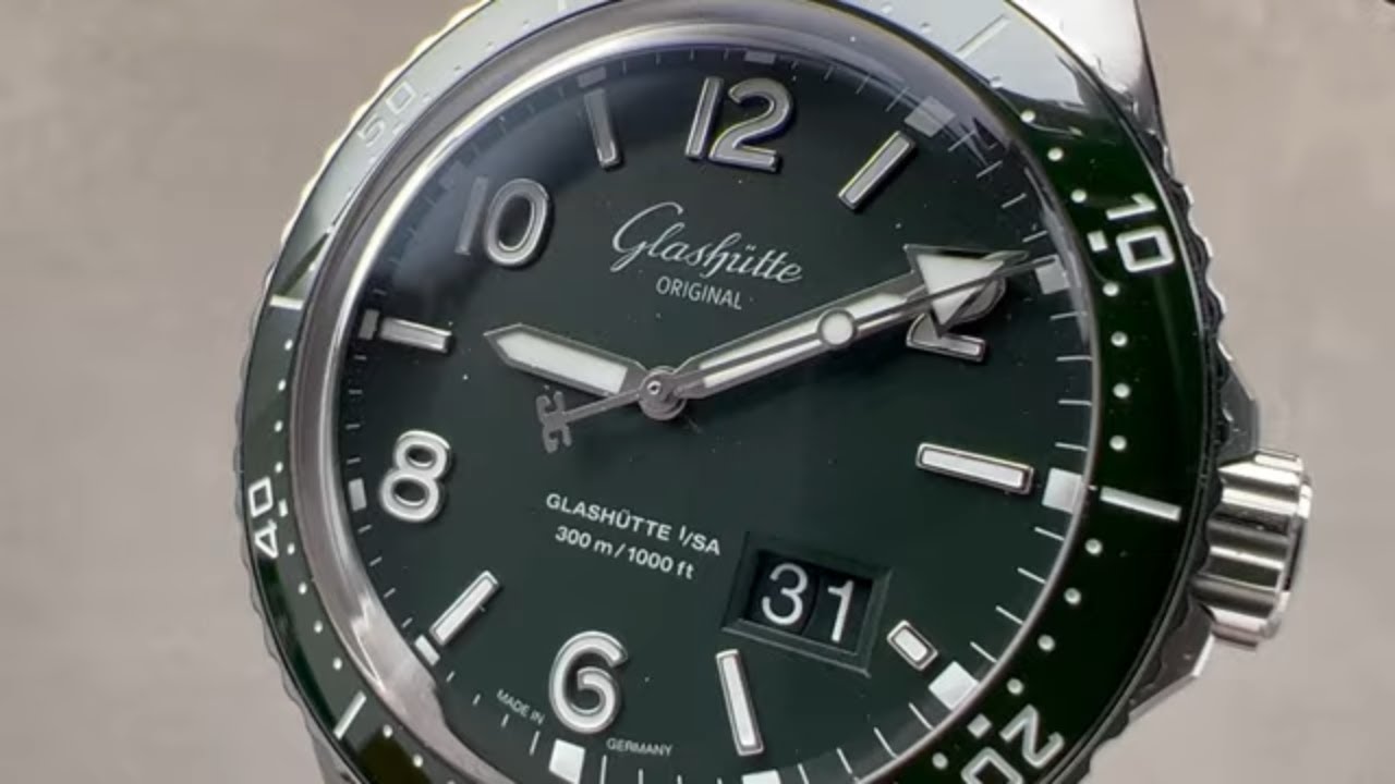 Glashütte Original SeaQ Panorama Date 1-36-13-07-83-70 Glashütte Original Watch Review