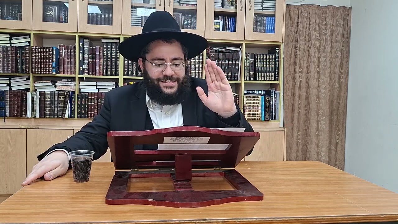 הרב אברהם שולטי שיעור מספר 14 - מדוע יש לכרוע בתפילה?