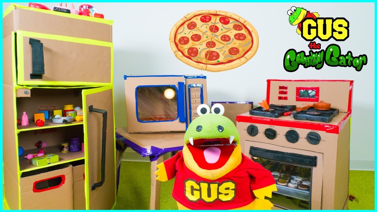 Box fort Kitchen Challenge Pretend Play Food and Real Food