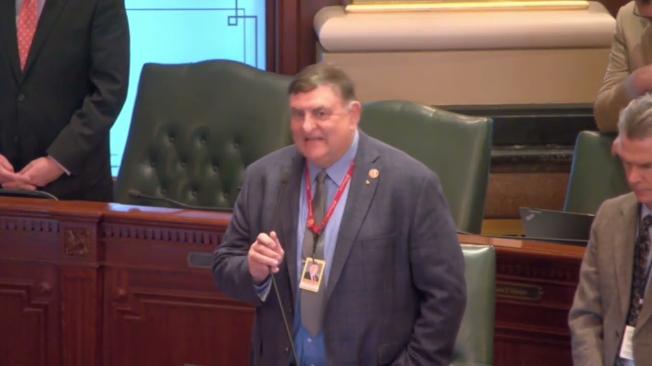 Rep. Severin Offers Opening House Prayer
