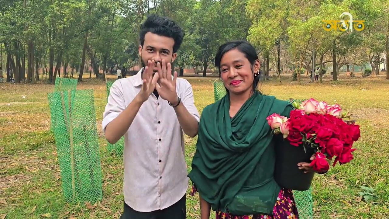 রনিকে ছাড়া বৃষ্টি অচল রানিকে ছাড়া বৃষ্টি অচল। কি বলে! 