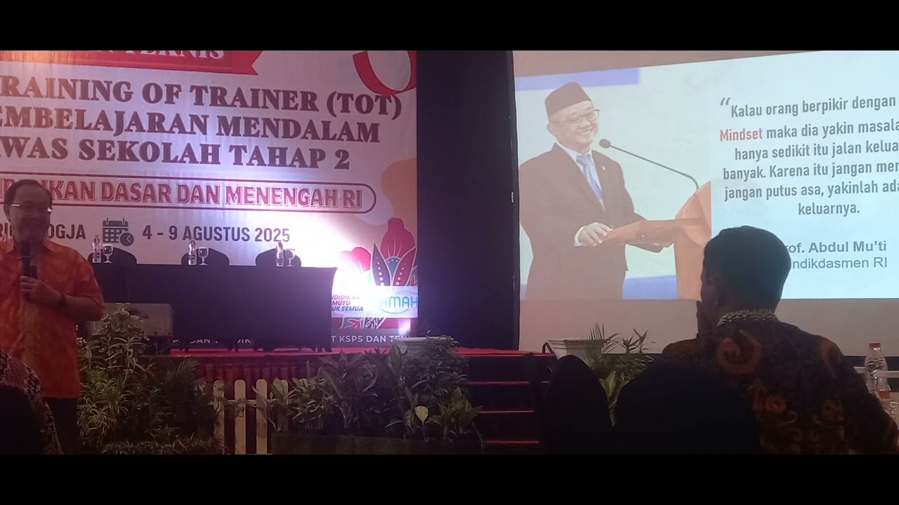 Pola Pikir Bertumbuh I . Pemateri 