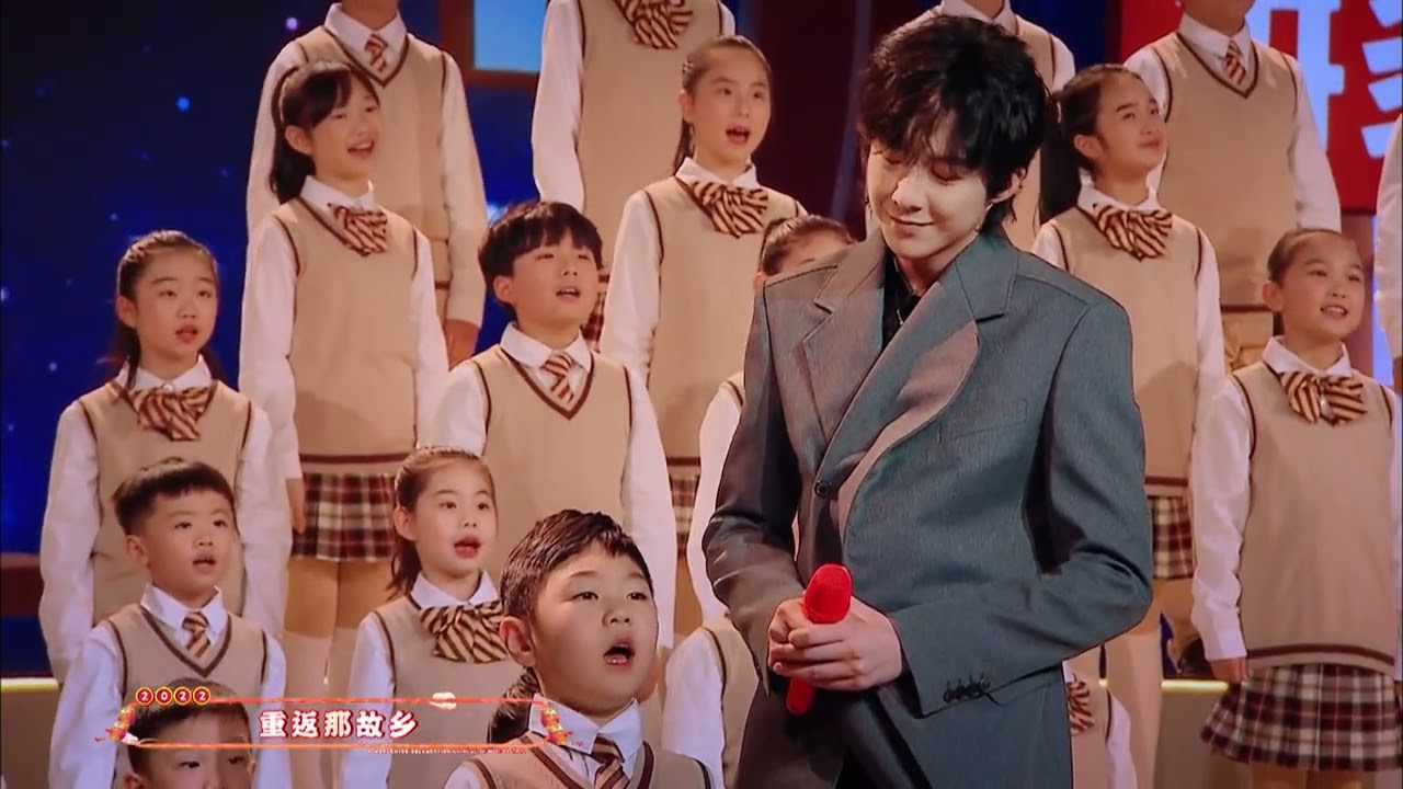 #2022湖南卫视华人春晚 | 摩登兄弟刘宇宁献唱《梨花又开放》