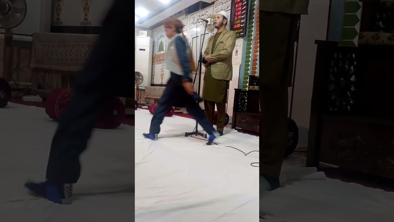 Beautiful naat by new naatsab mahammad Zeeshan 