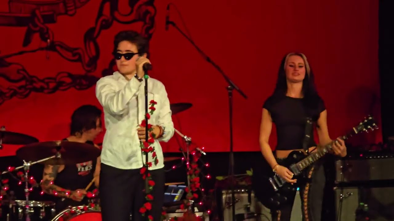 Crybaby by Destroy Boys (live in Vancouver 26-10-24)