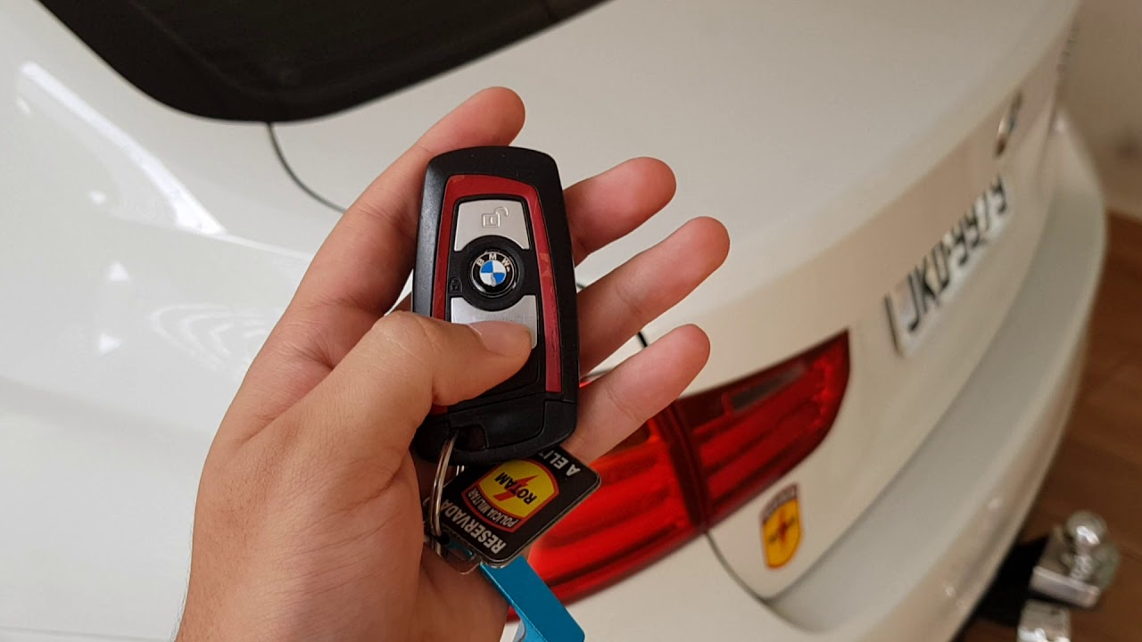 Diferença da BMW 328i e 320i ambos 2013