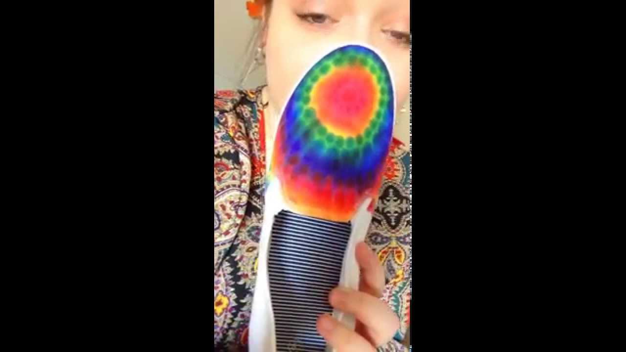 Tiedye shoes with sharpie THE BETTER BLENDING METHOD!