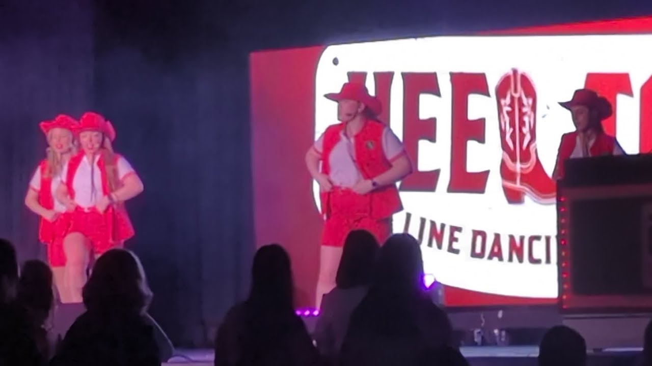 Heel Toe Line Dancing 🤠🕺 #heeltoe #linedancing #dance #butlins #skegness #fullshow #music #cowboys 