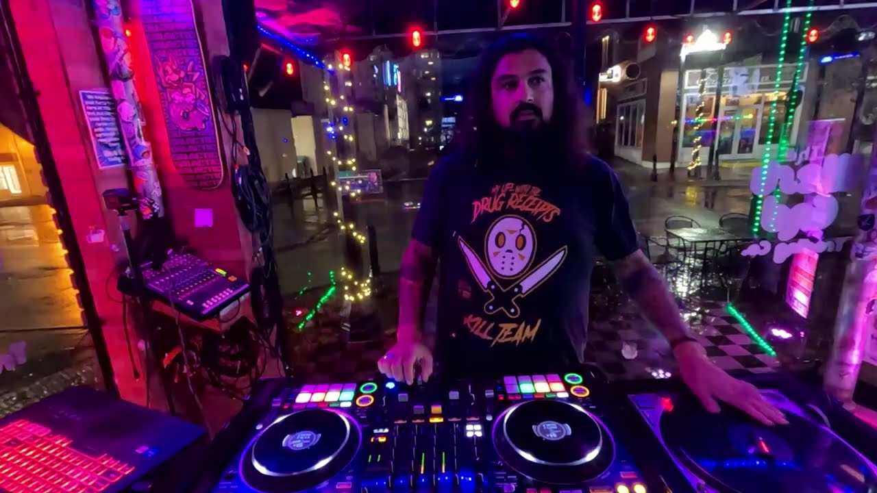 First hour of the first Saturday at Westy. Open Format 1-3-2026