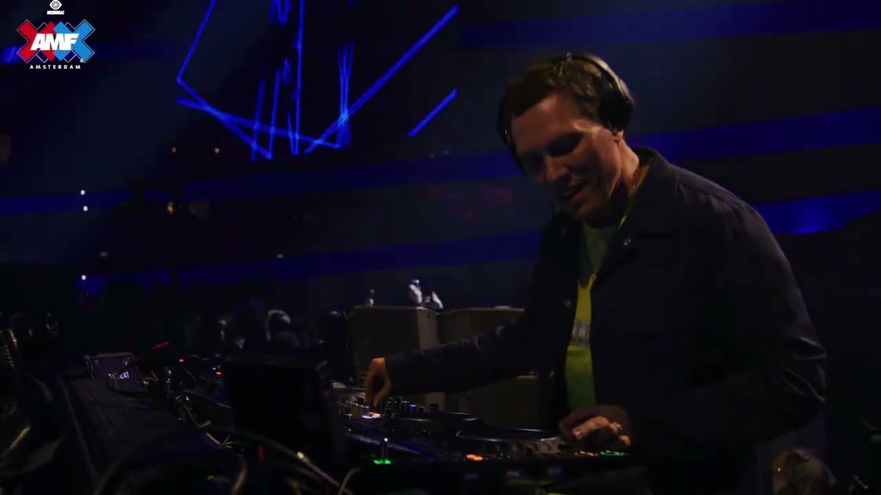 Ti&euml;sto & Soaky Siren - Tantalizing | Amsterdam Music Festival 2024