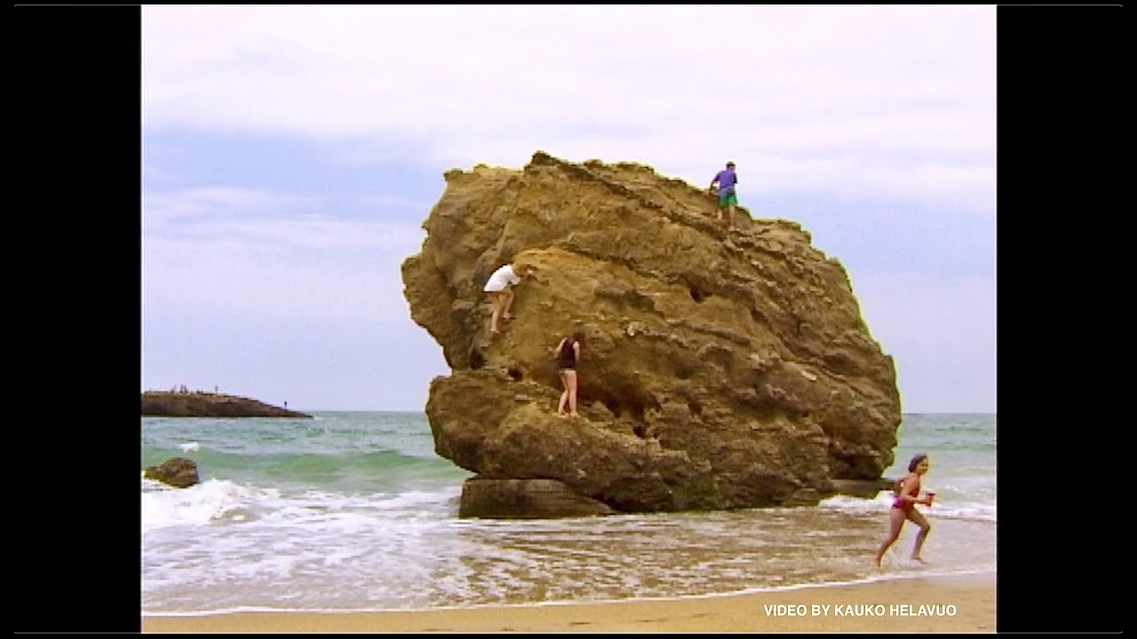 BIARRITZ, France / Beach life 11.7.1996