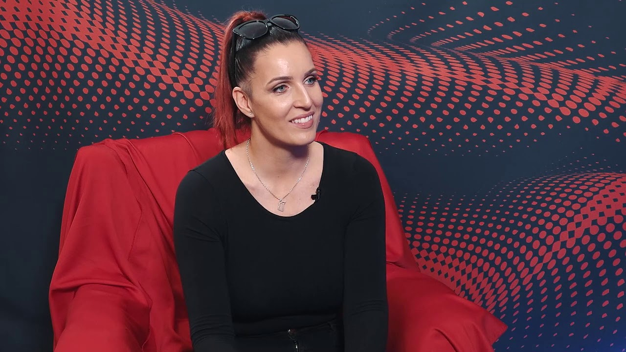 UŠÁK 136   Veronika Hankocyová