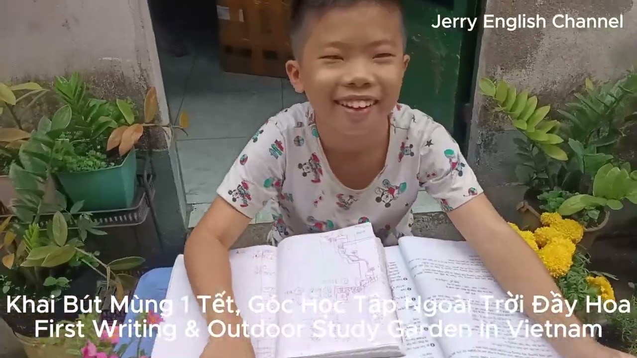 Khai Bút Mùng 1 & Góc Học Tập Ngoài Trời Đầy Hoa | First Writing & Outdoor Study Garden in Vietnam