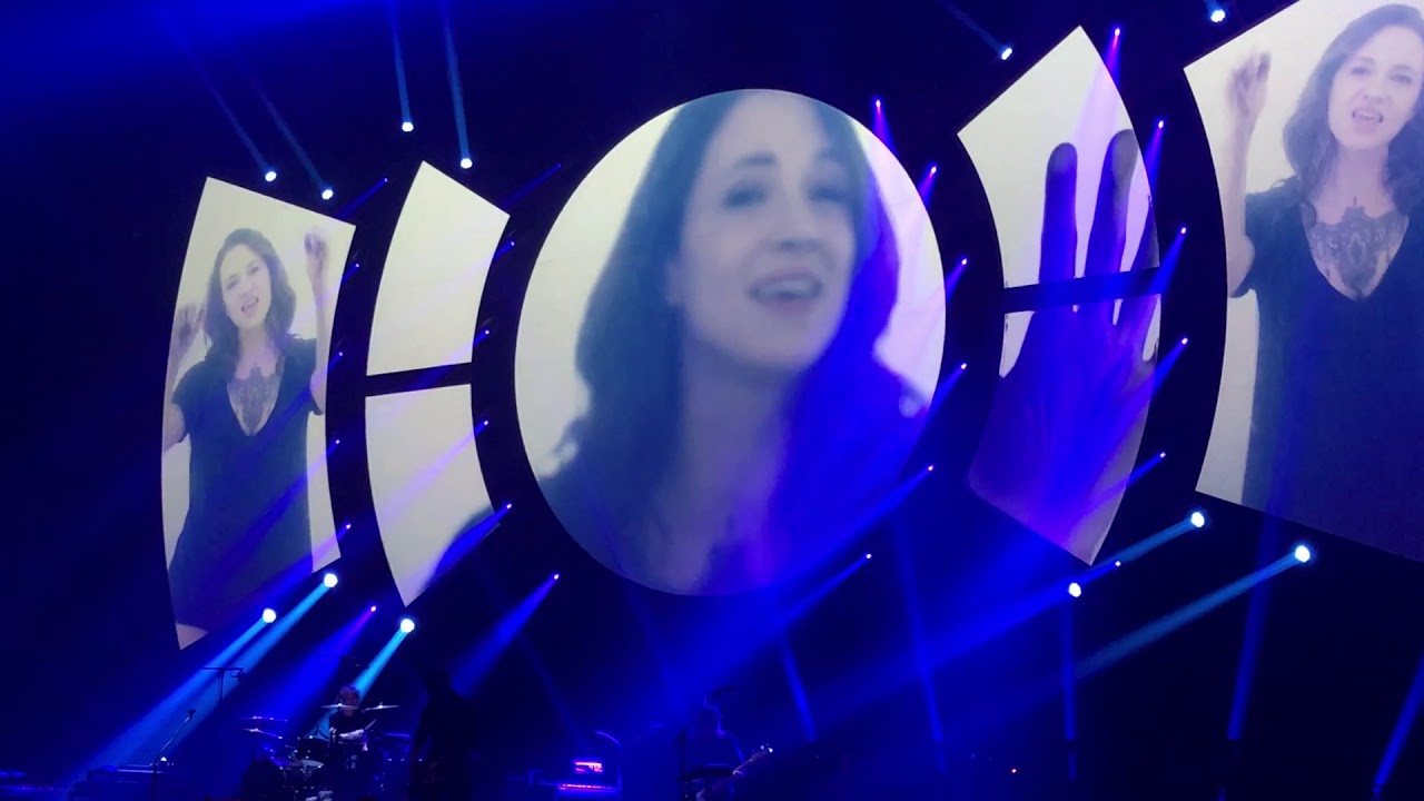 Indochine Gloria Bercy