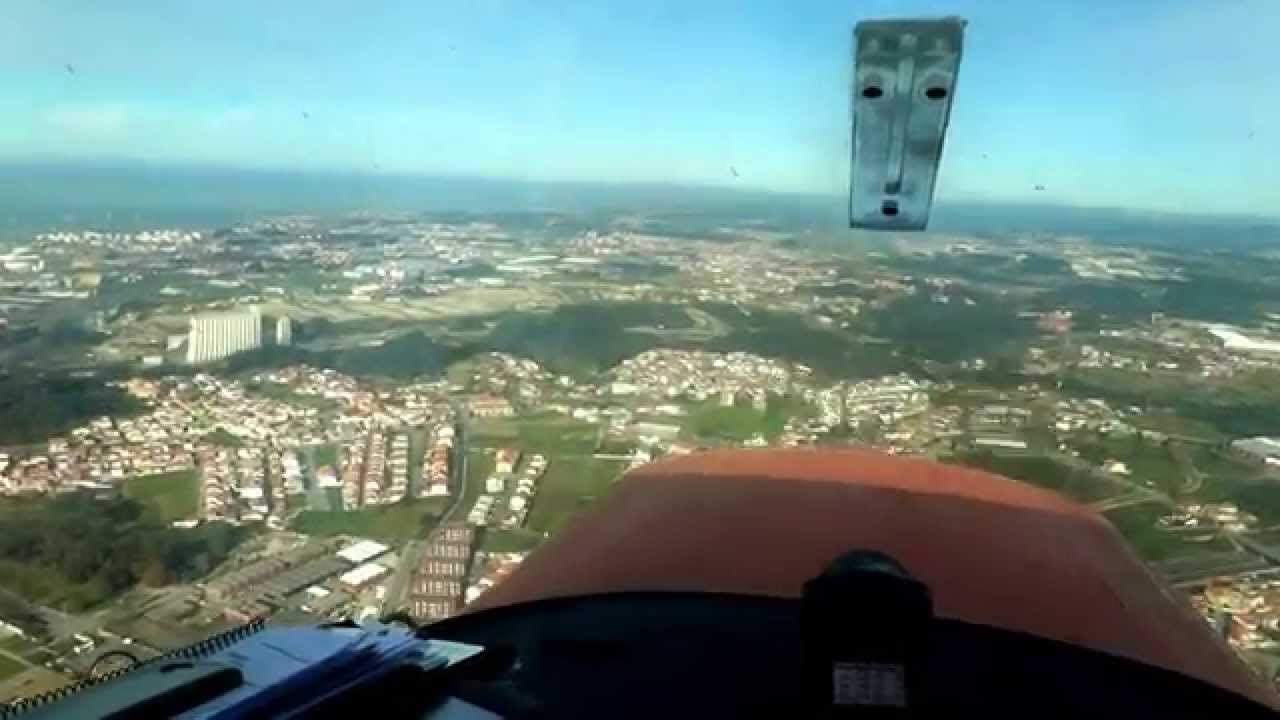 Cessna 152 - Francisco Sá Carneiro & Vilar da Luz Airport