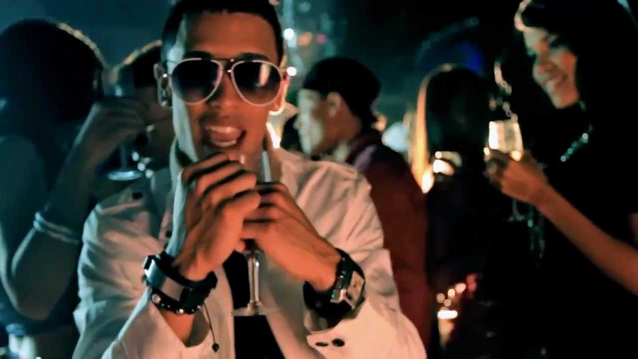 Axcel Y Andrew @ Yo La Mire (Official Video)
