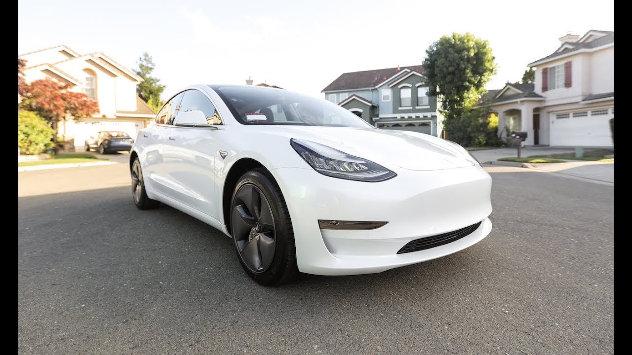 ORDERING A TESLA MODEL 3!!! (CHECKOUT + DELIVERY)