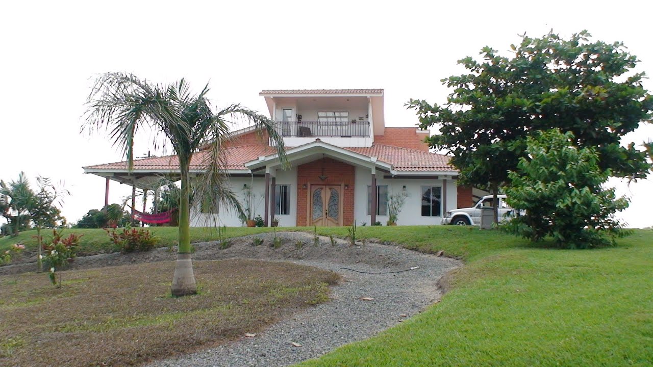 CASA CAMPESTRE PARA  VENTA EN  CONDOMINIO EN PEREIRA- LOTE DE 10.000 M2-