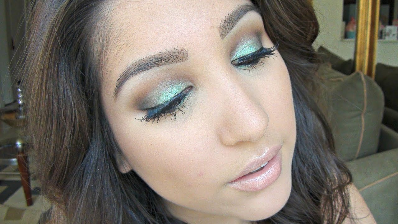 Makeup Tutorial: Sultry Green Smokey Eye