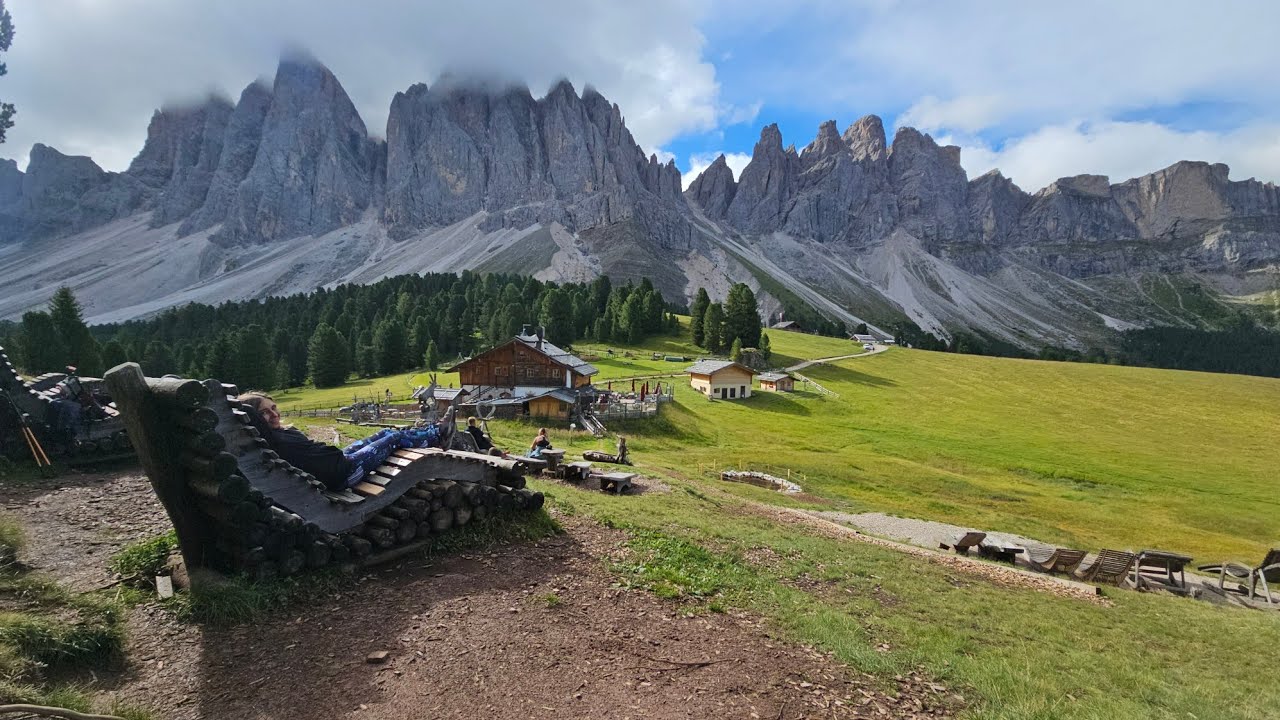 Kamperem do Włoch odc. 2 - Geisler Alm (Rifugio Delle Odle), dojazd do St. Christina i Ortisei 