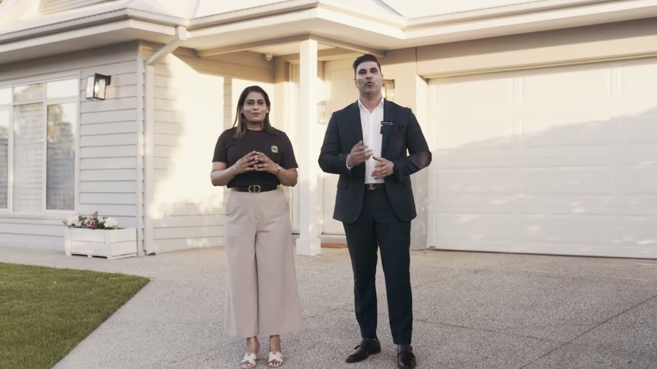 8 Sugarloaf Grove Werribee