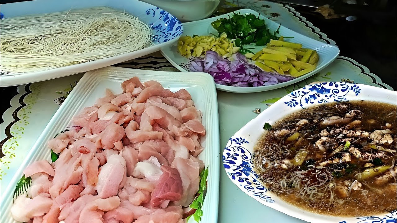 Batsoy Simpleng sangkap Pork liver/miswa Soup Easy Recipe.