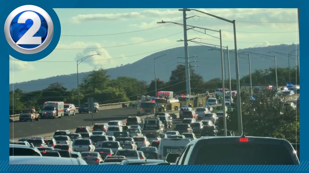 Six hospitalized after multi-vehicle crash on the H-1 Freeway