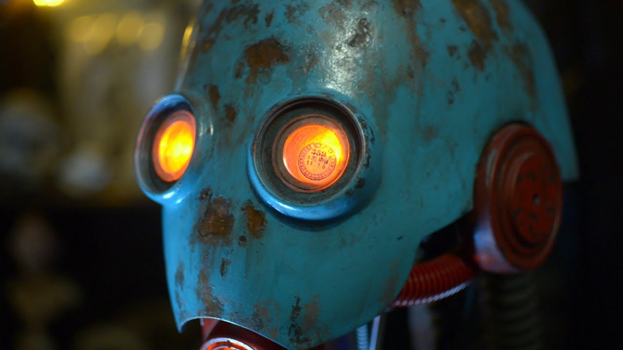 Retro Scifi Robot Sculpture