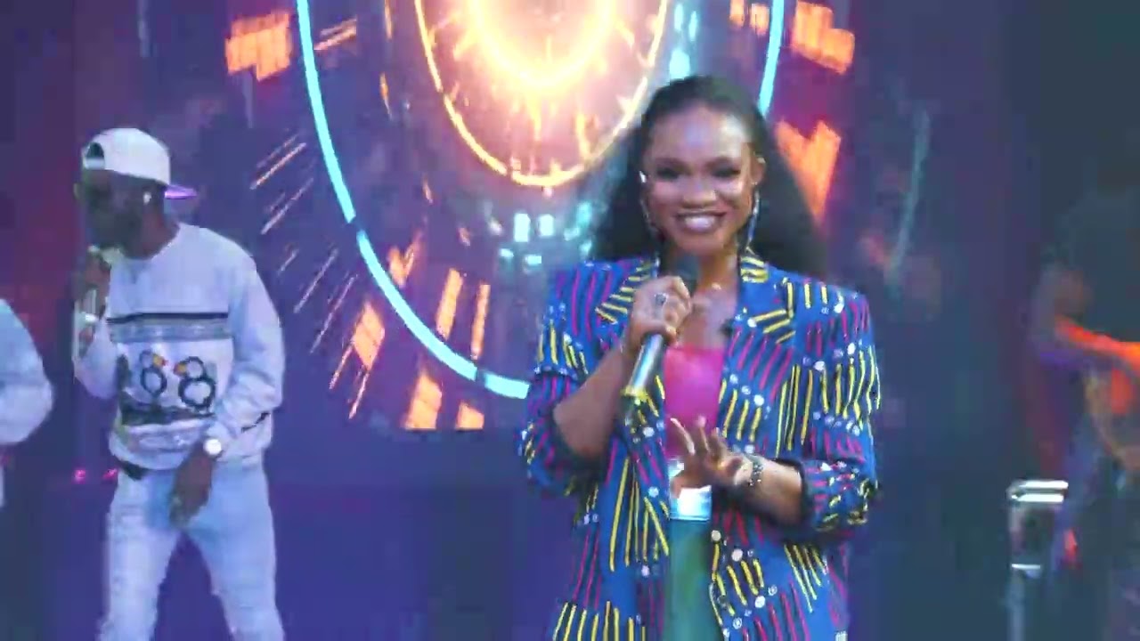 NOTICE ME & SETTLED MEDLEY - ADA EHI (LIVE SESSION)