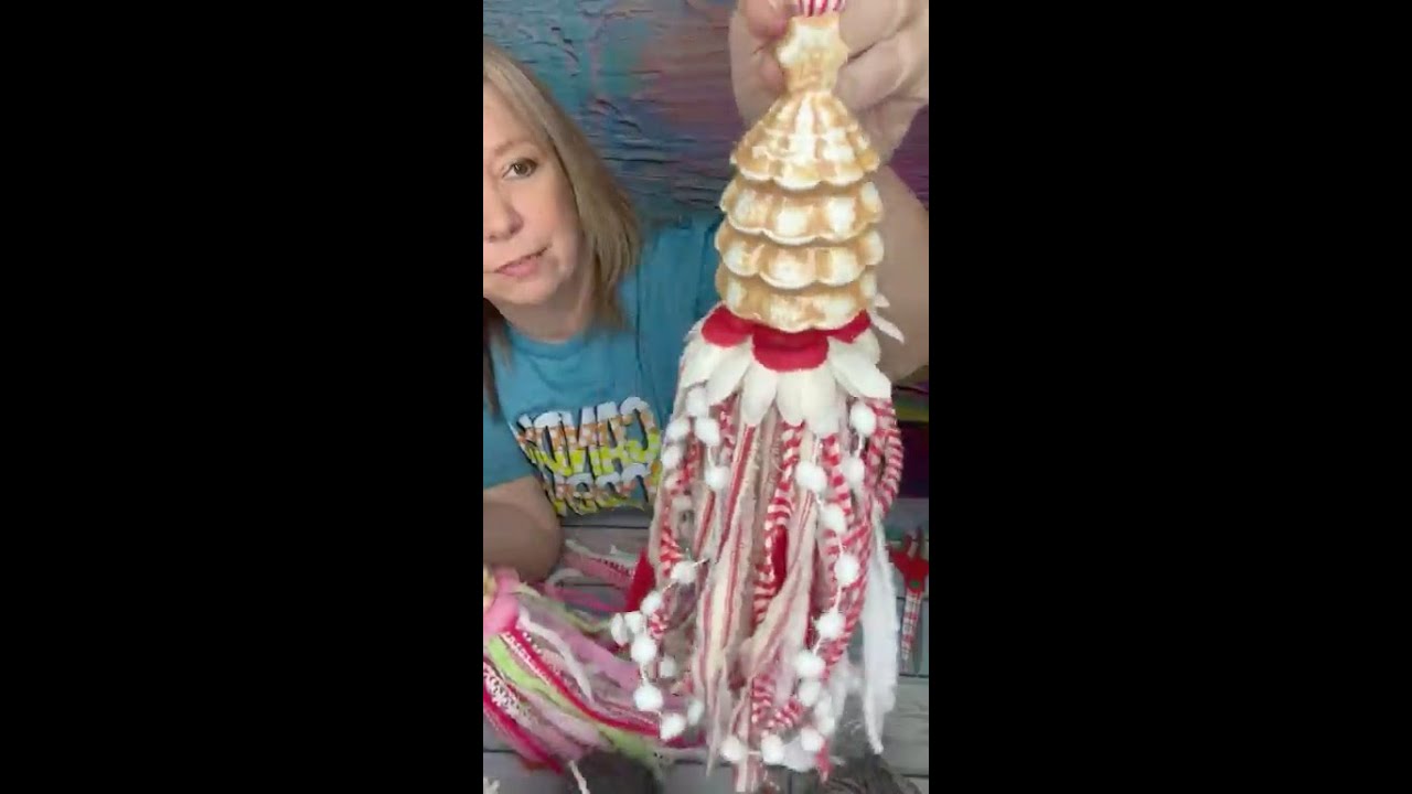 Have you made a Salt Shaker Tassel yet? I finally found some shakers to try it! Let’s see how I do!