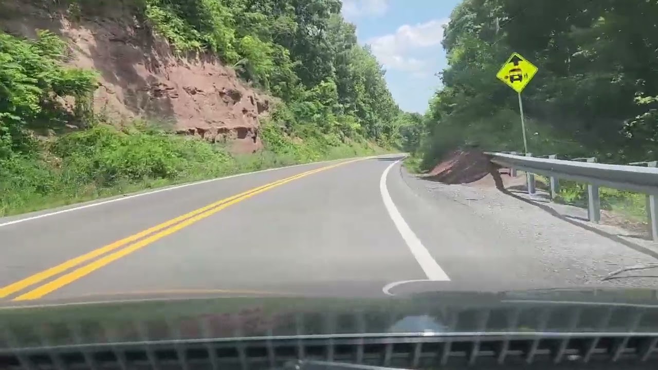 Driving into Greenbrier County West Virginia! Organ Cave area. Tourangie.com #tourangie #travelagent