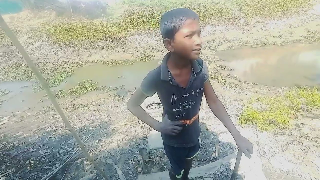 এতটুকু ছোট্ট ছেলেটা এইভাবে কষ্ট করে।#freemotionbyraja 
