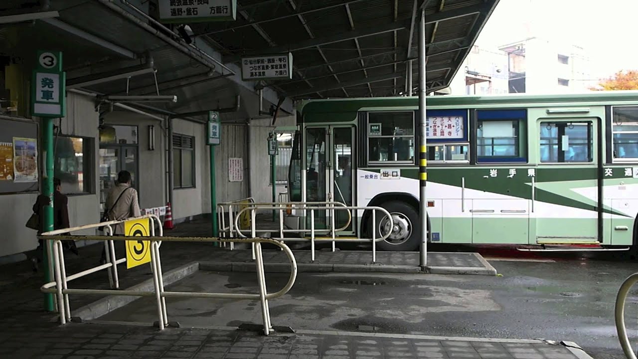 031-1　雨の盛岡バスセンター Rainy Morioka Bus Center
