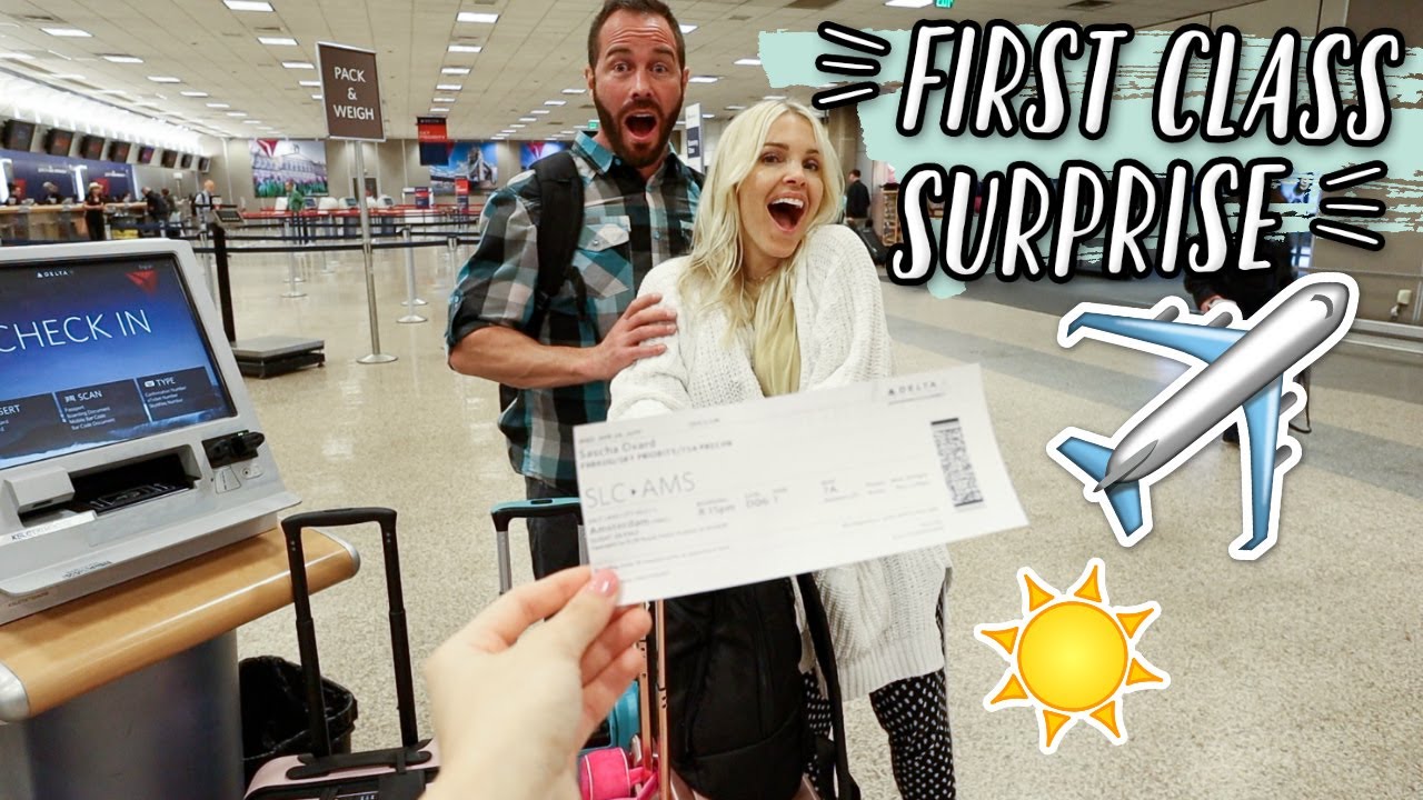 SURPRISING MOM WITH FIRST CLASS TICKET TO GREECE!