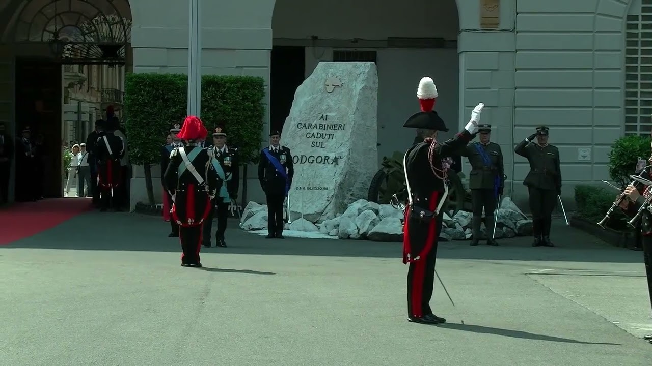 Milano cerimonia del 205° anno della fondazione dell'Arma dei Carabinieri