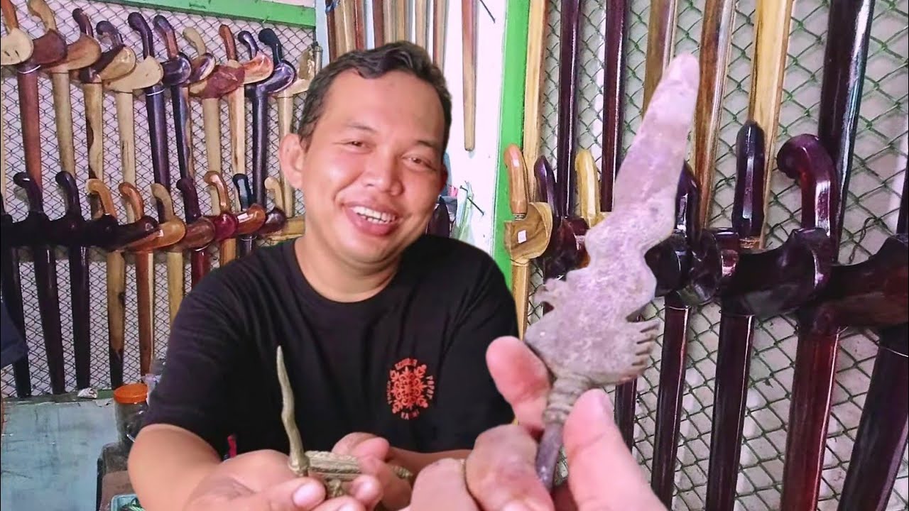 BARANG ANTIKNYA BANYAK BANGET ! Disini Tempatnya Kulakan - Toko Sinengkere Keris Surabaya