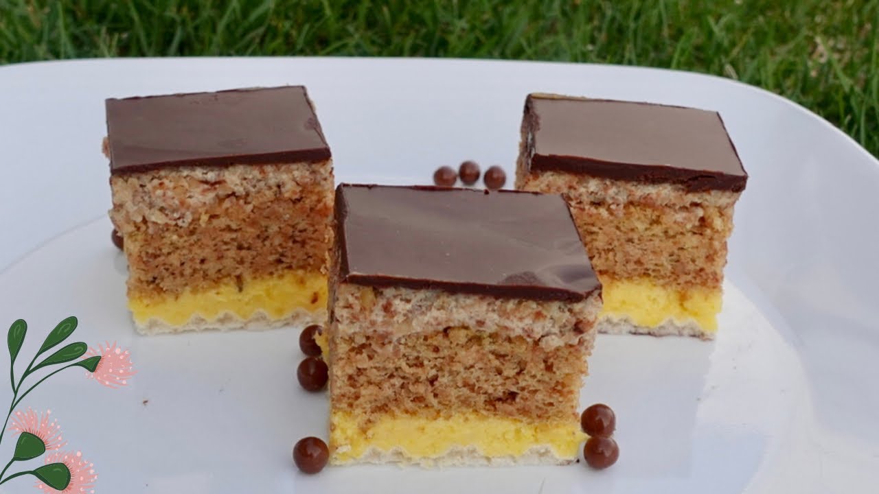 FINE ORAH KOCKE (WALNUT CAKE)