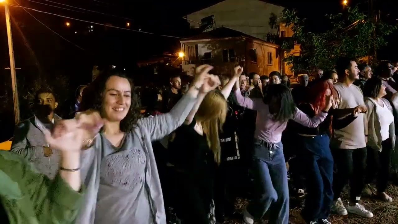 Tokat Reşadiye Gökköyüde Bayram gecesinde halaylar