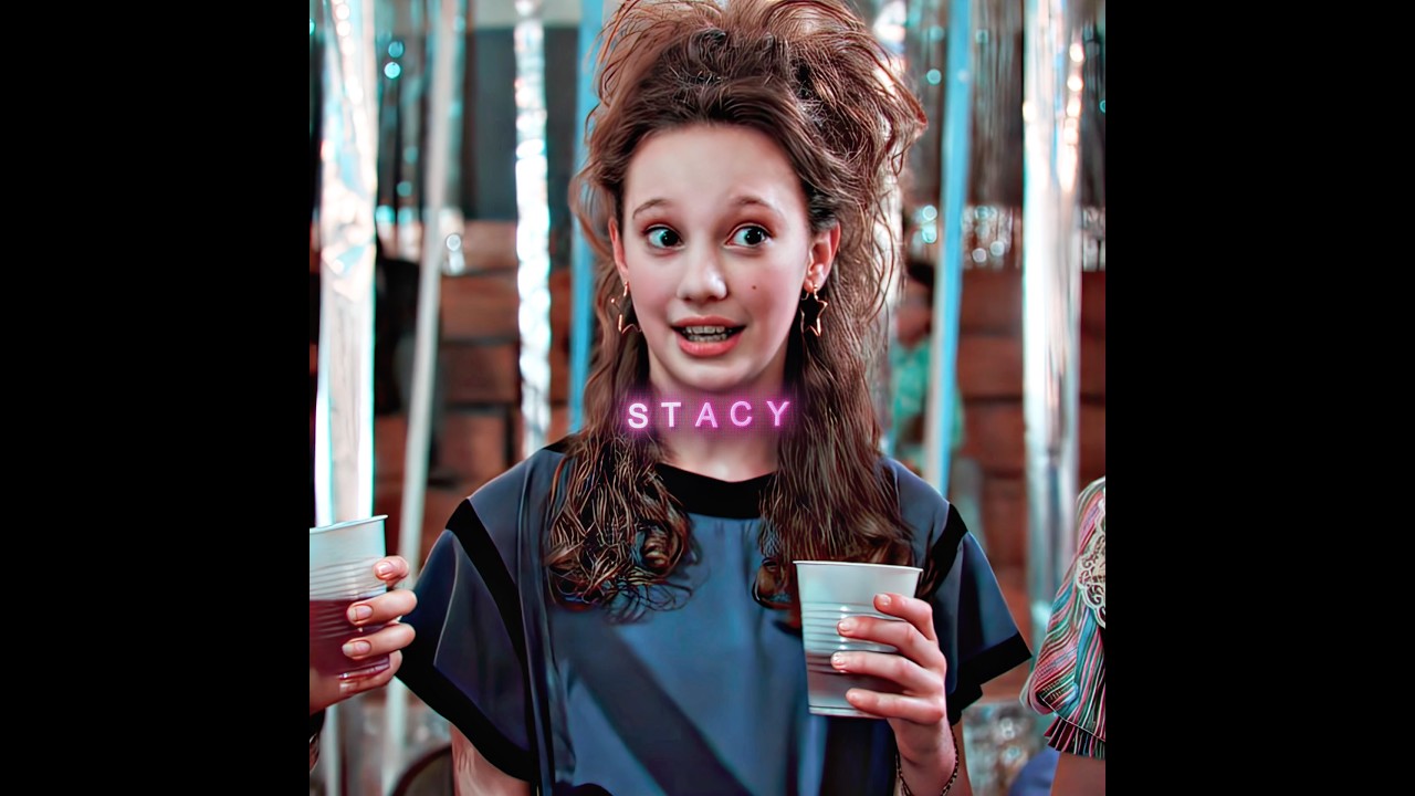 “Nancy Didn’t Let Him Feel Alone” 🥺❤️ | Stranger Things S2 #shorts