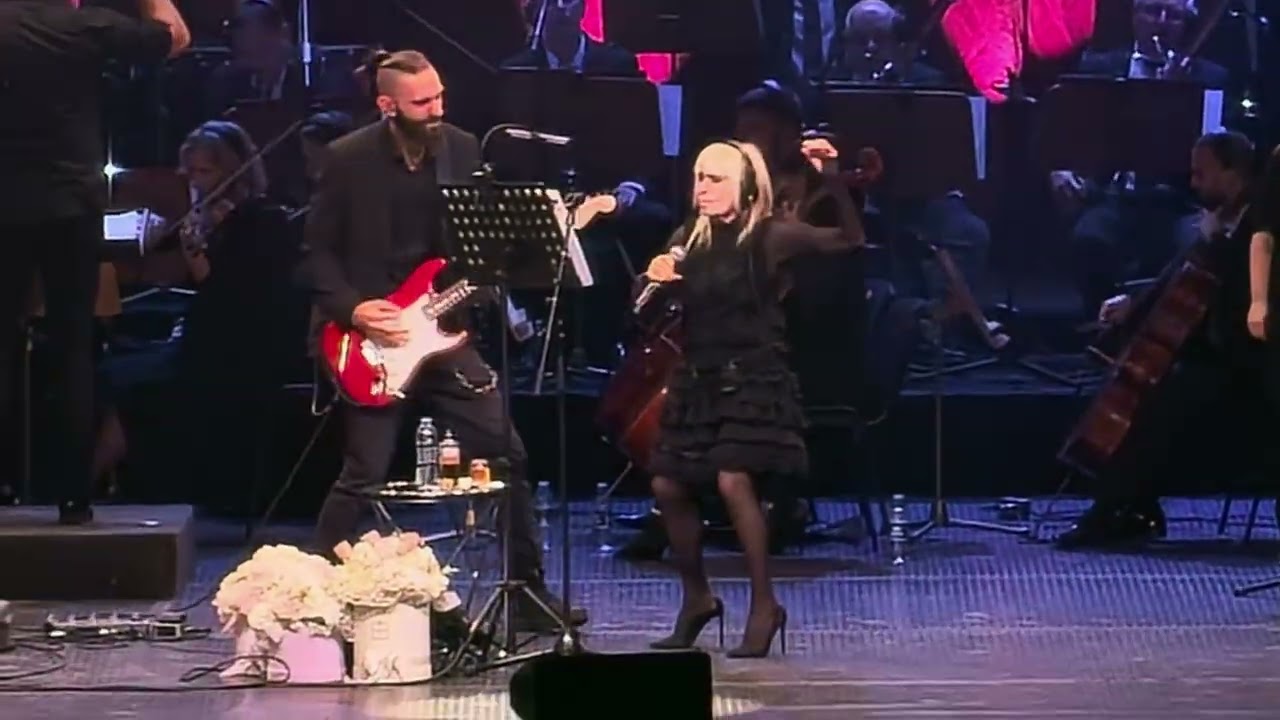 ЛИЛИ ИВАНОВА - АКО СПРА ДА ОБИЧАМ / LILI IVANOVA - AKO SPRA DA OBICHAM ( LIVE 2025 NDK ) 